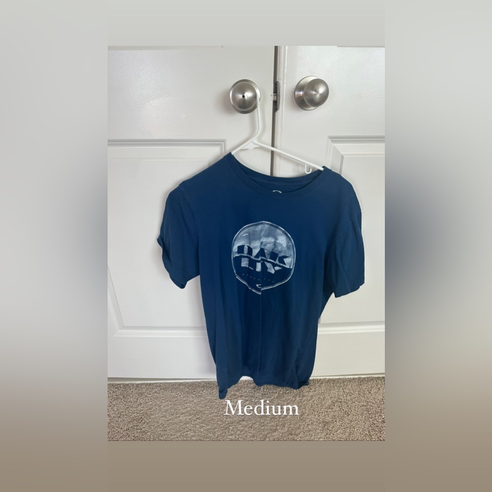 Oakley shirt